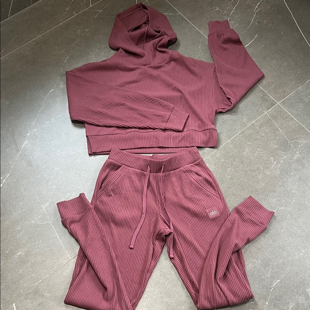 ALO Yoga Mauve Ribbed Hoodie and Joggers Set
